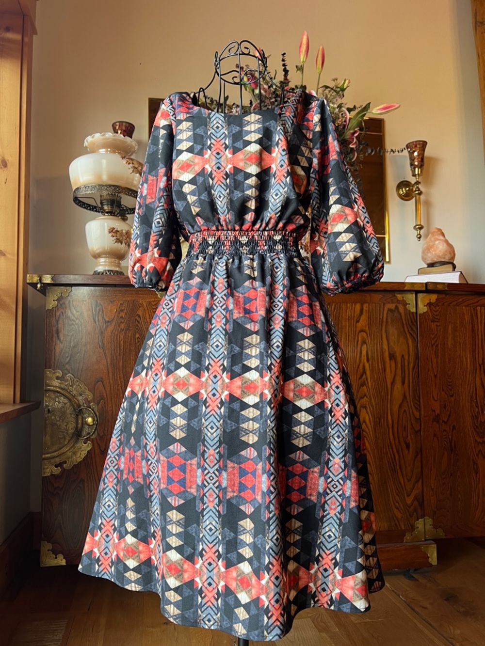 DownEast Geometric Puff-Sleeve Midi Dress in Black and Coral